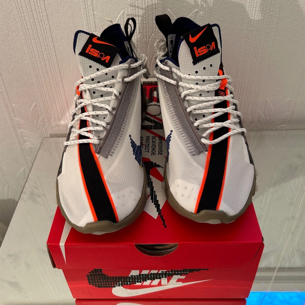 Nike ISPA React WR Men’s 8/ women’s 9.5 N